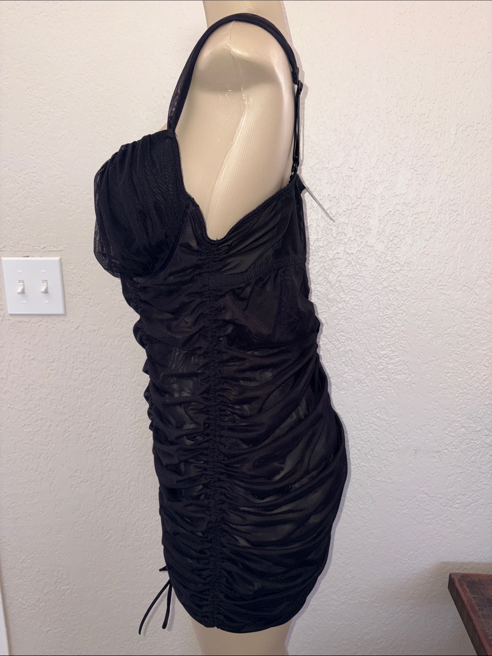 V - #T314 - Torrid Ruched Mesh Chemise - 2X - Picture 9 of 14